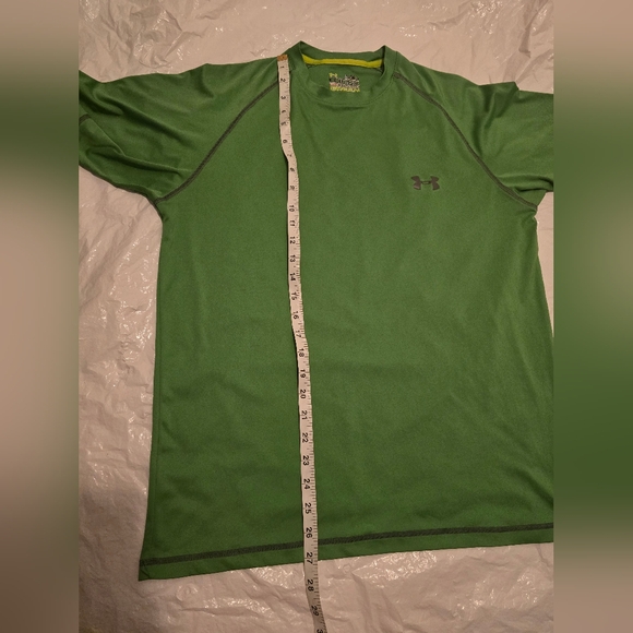 Under armour Combo t. Shirt and shorts - Picture 8 of 8